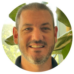 Nick Arnold headshot