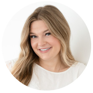 Grace Perry headshot